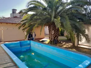 Pileta de la casa en arnaldo 590