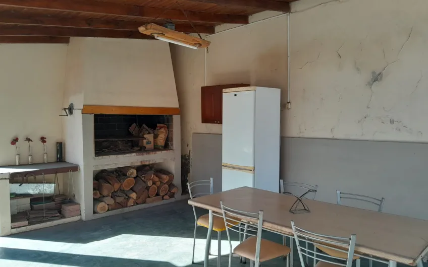 Casa en venta – Arnaldo 590