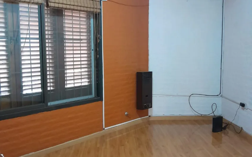Casa en venta – Arnaldo 590