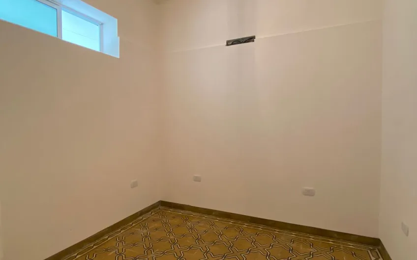 Casa en Venta en zona centrica ideal para uso Comercial
