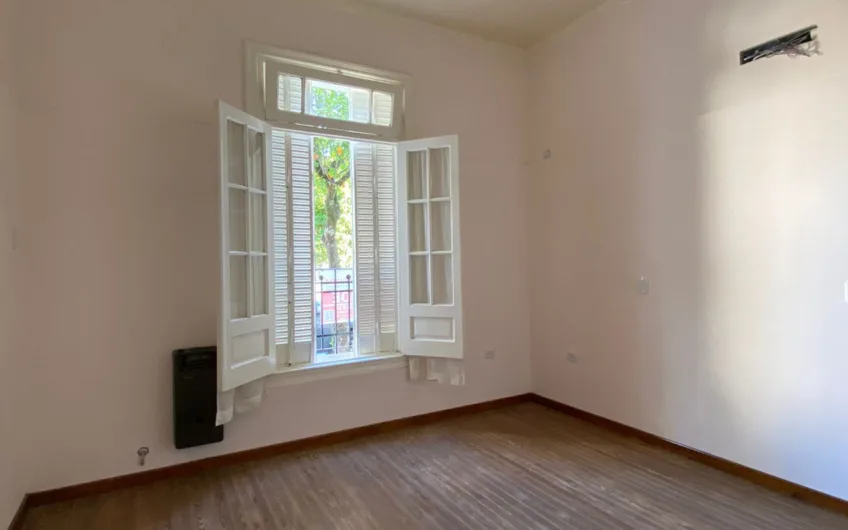 Casa en Venta en zona centrica ideal para uso Comercial