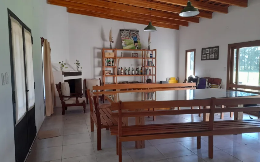 Hermosa Casa Quinta en Venta en Barrancas Driving Golf