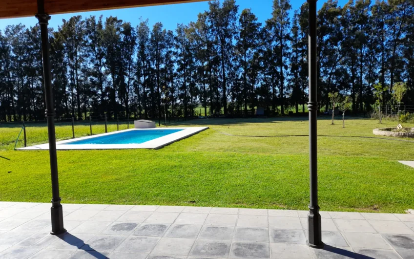 Hermosa Casa Quinta en Venta en Barrancas Driving Golf