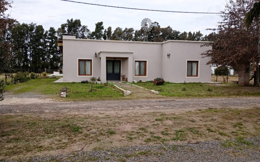 Hermosa Casa Quinta en Venta en Barrancas Driving Golf