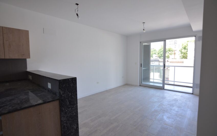 Departamento 2 Ambientes en Venta en Flores