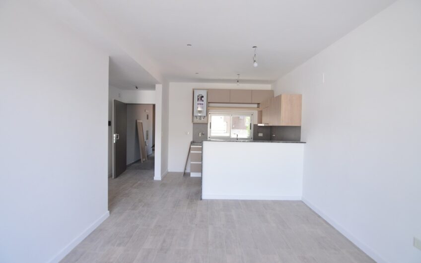 Departamento 2 Ambientes en Venta en Flores
