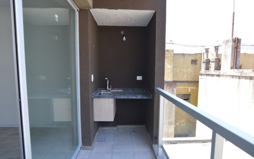 Departamento 2 Ambientes en Venta en Flores