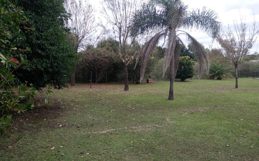 Quinta en venta en Vuelta de Obligado con piscina y amplio parque