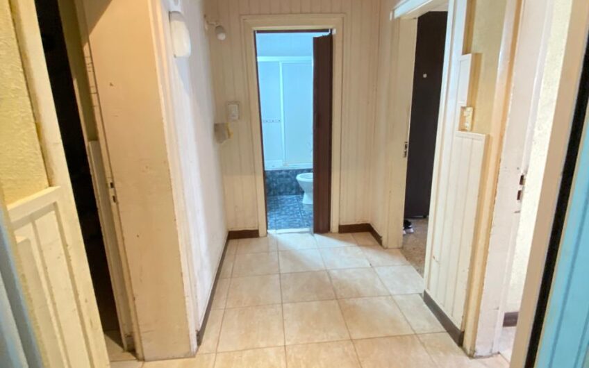 Casa en Venta con Patio y Parrilla – Gdor. Castro