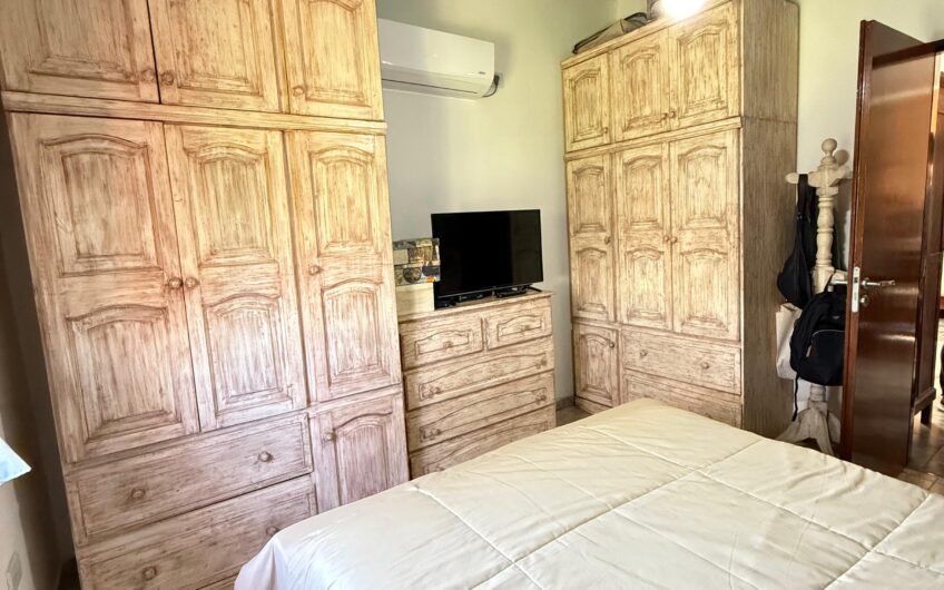 Casa Quinta con Departamentos Turísticos – Barrio La Calandria