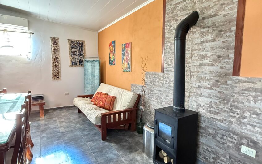 Casa Quinta con Departamentos Turísticos – Barrio La Calandria