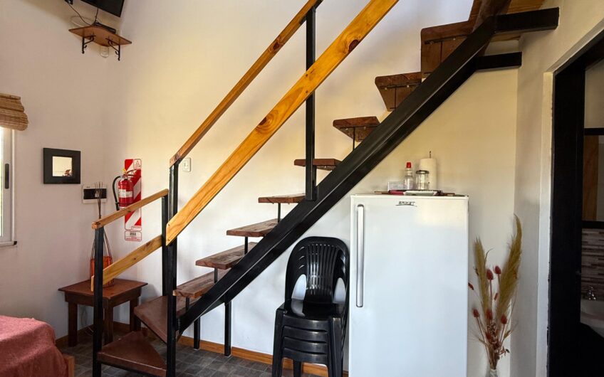 Casa Quinta con Departamentos Turísticos – Barrio La Calandria
