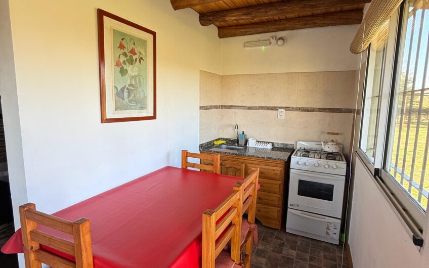 Casa Quinta con Departamentos Turísticos – Barrio La Calandria