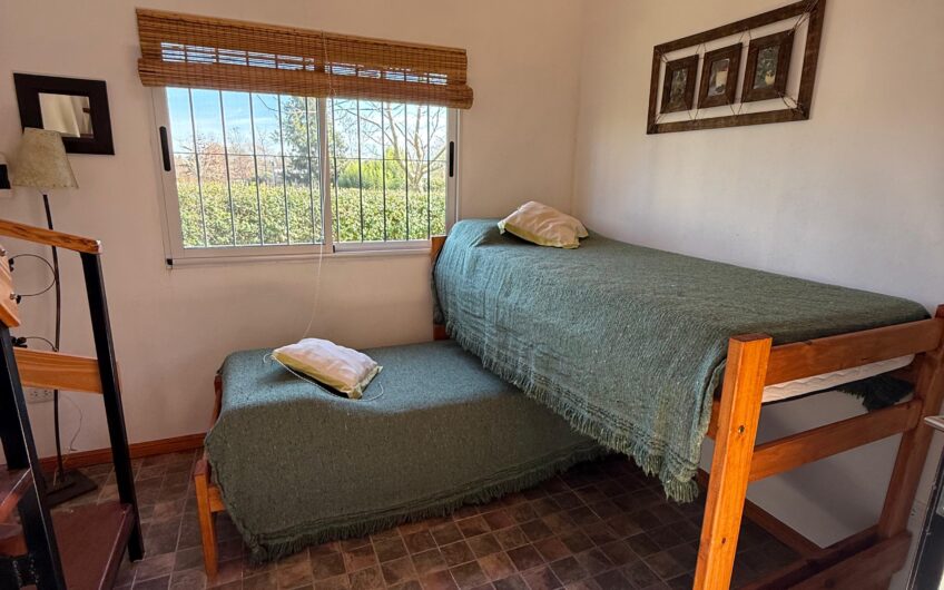 Casa Quinta con Departamentos Turísticos – Barrio La Calandria