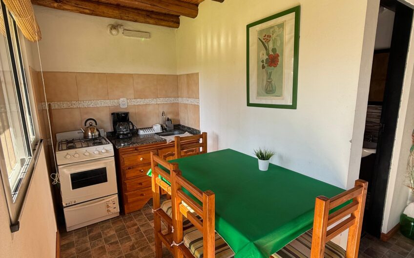 Casa Quinta con Departamentos Turísticos – Barrio La Calandria
