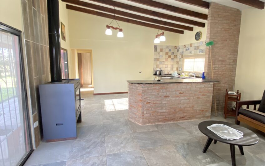 Casa Quinta en Venta en Vuelta de Obligado – Quincho y Pileta