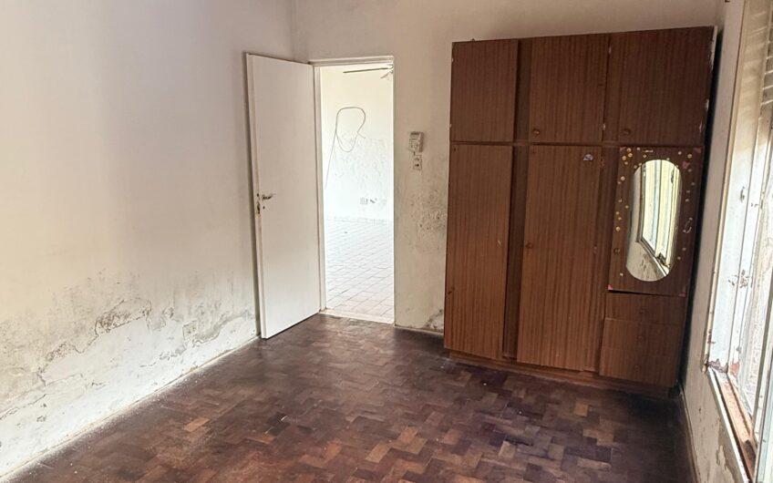 Casa en venta con 2 dormitorios y patio | San Pedro