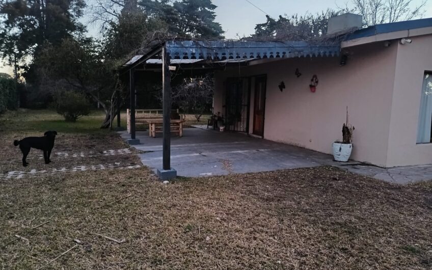Casa Quinta en Venta en Villa Jardín | Terreno 2500 m² con Pileta
