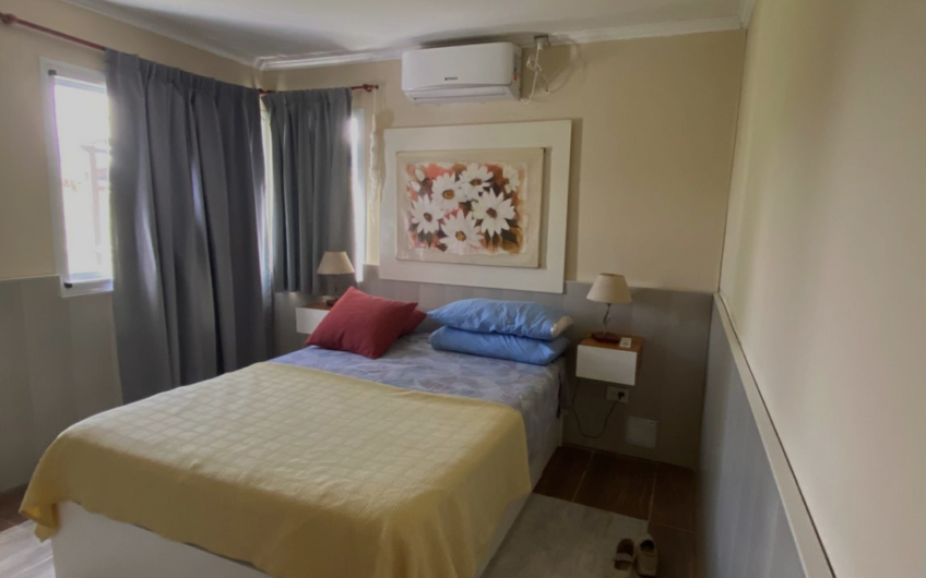 Casa en venta con pileta – Pago chico