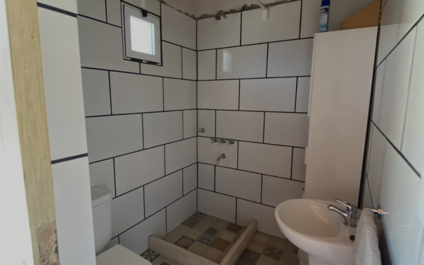 Casa en venta con pileta – Dipietri 1155