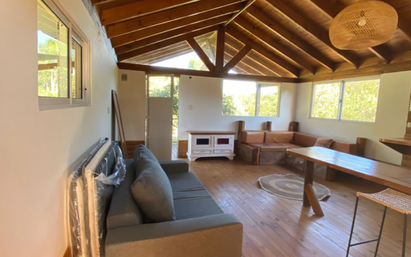 Campo de 11 hectáreas en venta con casas, cabañas, pecán y laguna natural