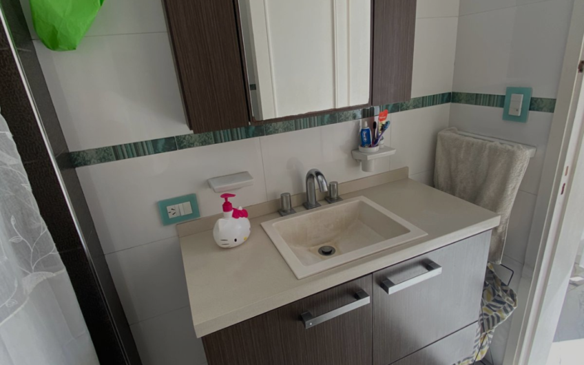 Casa en venta con pileta – Dipietri 1155