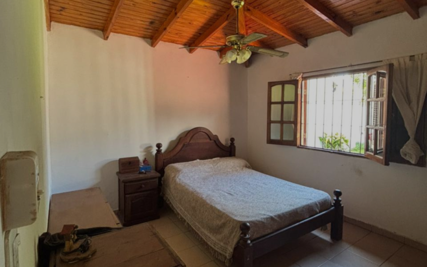 Casa en venta en Litoral 1880 – 4 dormitorios y patio amplio