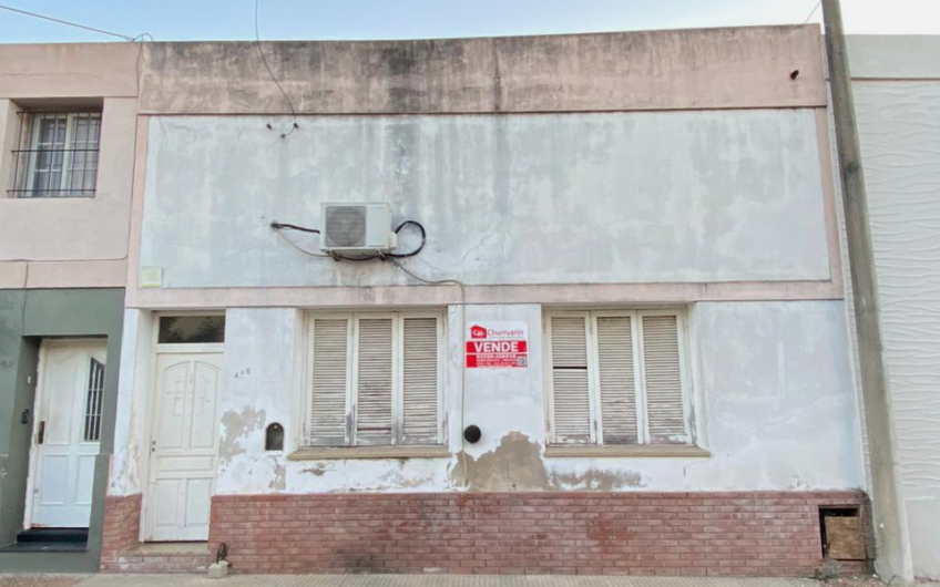 Casa a reciclar en venta en Saavedra 448 – Terreno de 297 m²