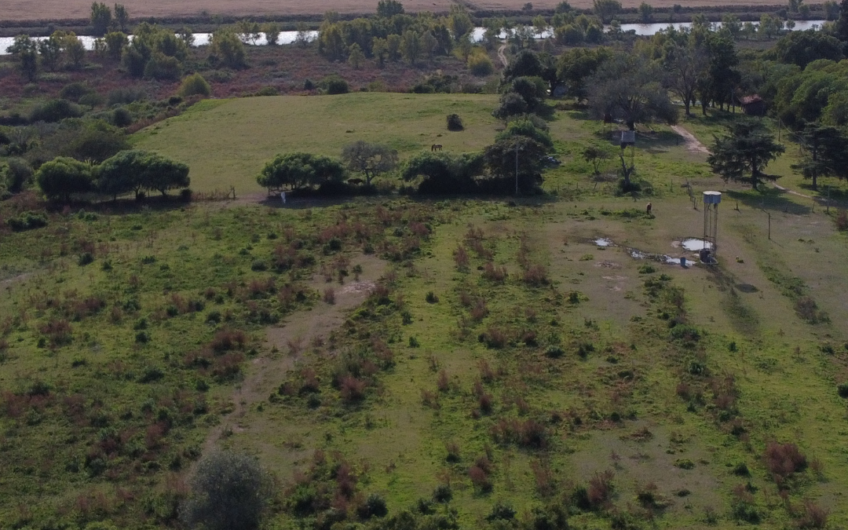 Lote de 13.015 m² sobre la barranca con vista al río en San Pedro